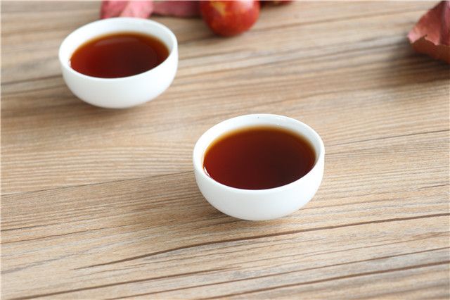 Is it Good for Your Health to Drink Ripe Pu'er Tea Daily?-3