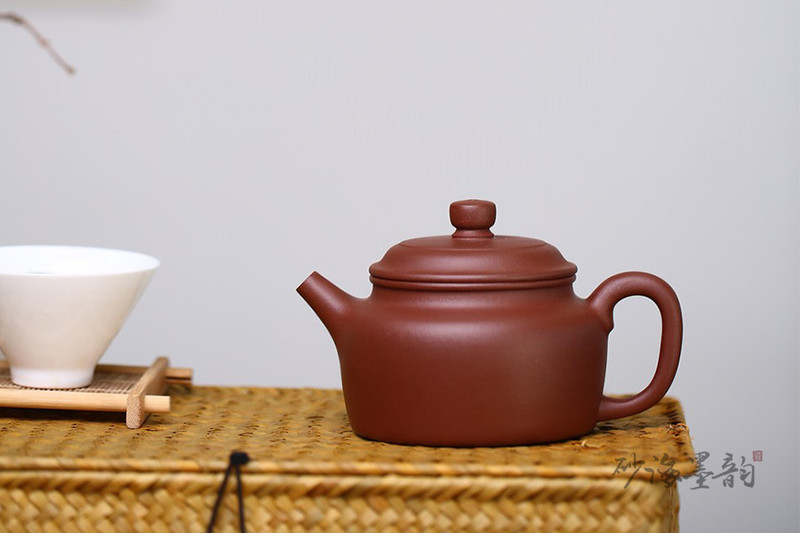 Why is it so difficult to match a replacement lid for a Yixing clay teapot?-1