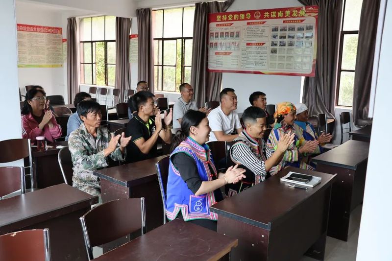 Live Streaming + Training, Nanhua Village's Tea Industry Embraces New Vitality-2