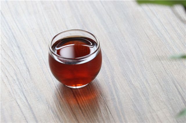 The Four Key Criteria for Selecting Pu'er Tea Are: Clarity, Purity, Proper Storage, and Aroma-2