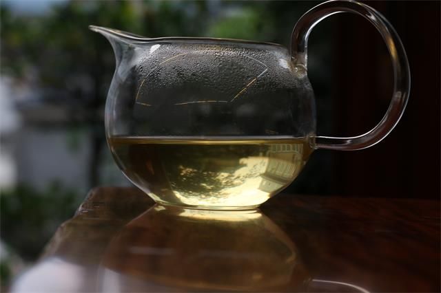 Pu'er Tea Production: The Metamorphosis of a Single Leaf-8