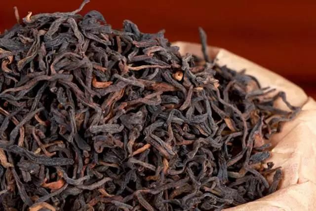 Among the myriad Liubao teas, how do you select a 