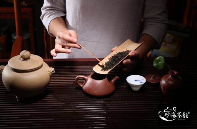 Is Tofu Boiling Necessary for the Initial Use of a Purple Clay Teapot?-18