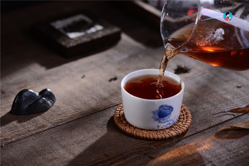 Which is More Suitable for Long-term Storage: Sheng Pu'er or Shou Pu'er?-7