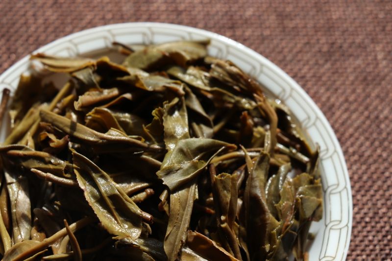 How to Identify Pu'er Tea from the Leaf Base-2