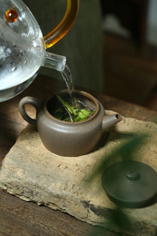 What Kind of Purple Clay Pot Should Be Used for Brewing White Tea?-2