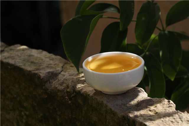 What are the Benefits and Drawbacks of Drinking Pu'er Tea-2