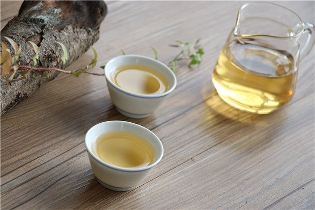 The Correct Way to Drink Raw Pu'er Tea-1