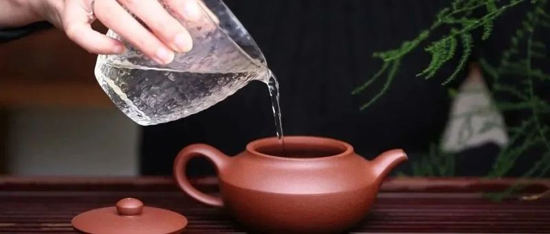 Zisha Teapot Dries in 5 Seconds! Does It Reveal the Quality of the Clay?