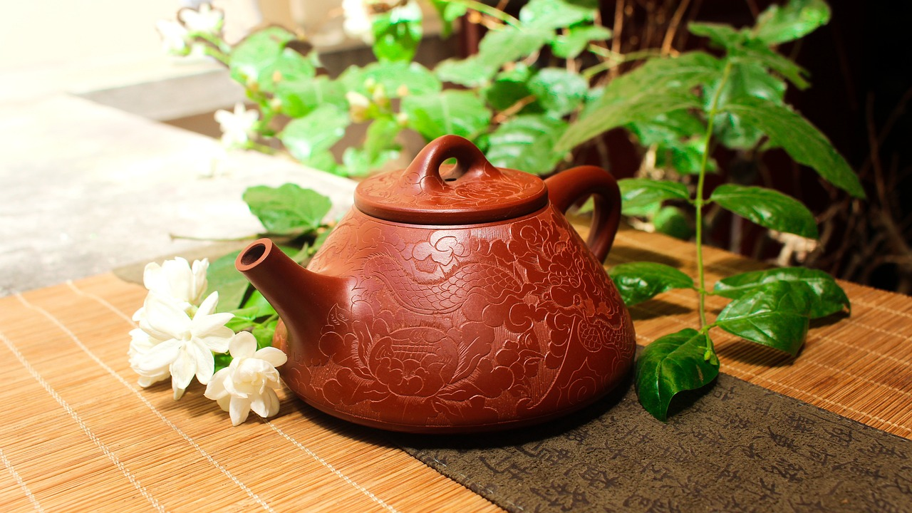 How to Season a Purple Clay Teapot? Awaken the Aroma and Begin Your Tea-Tasting Journey-1