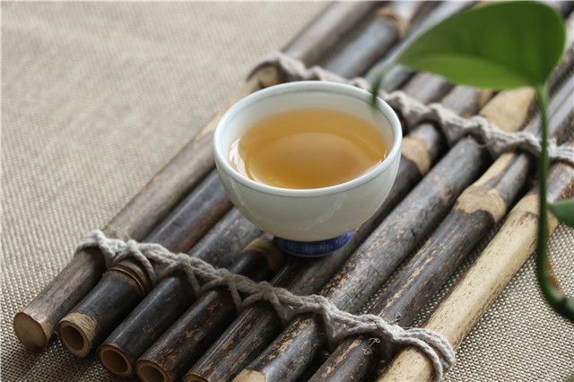 What Tea to Drink to Protect Your Liver When You Stay Up Late-3