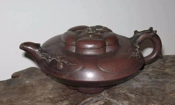 Proceed with Caution: Not All Old Purple Clay Teapots Are Valuable!-2