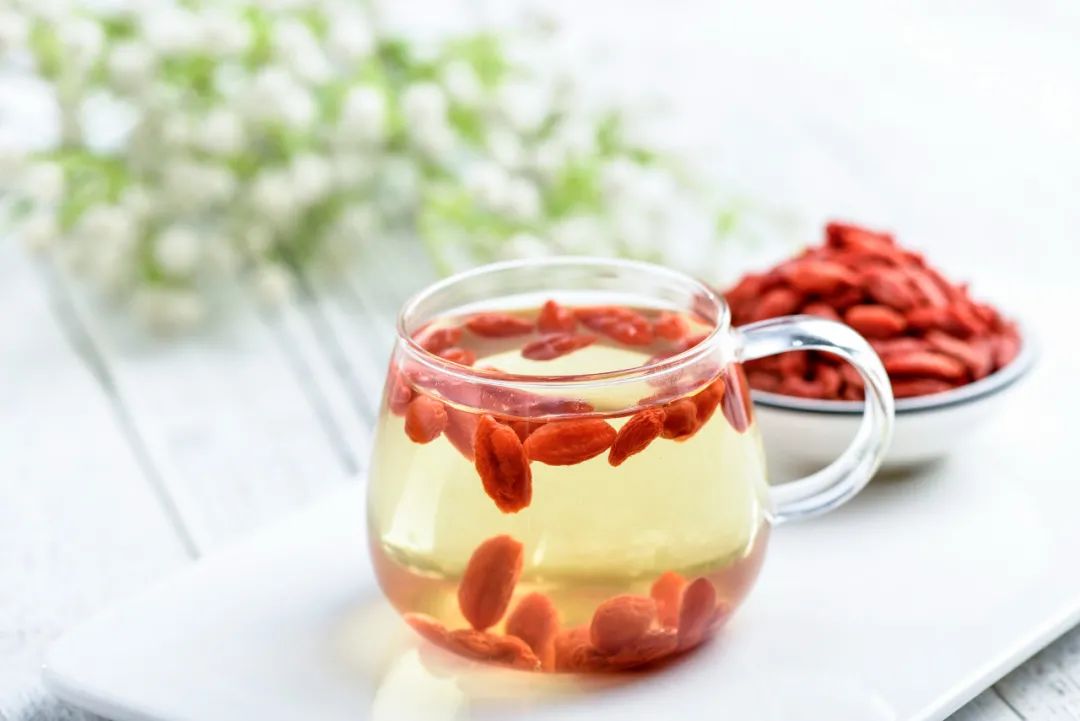 Can Hypertensive Patients Drink Goji Berry Tea? A Detailed Discussion of the Benefits and Precautions-4