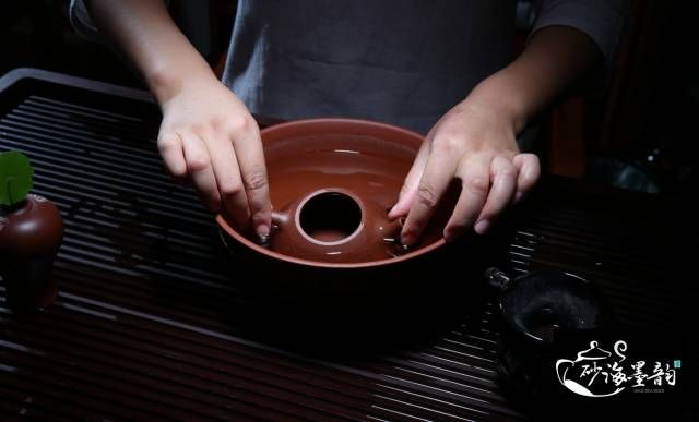 Is Tofu Boiling Necessary for the Initial Use of a Purple Clay Teapot?-8