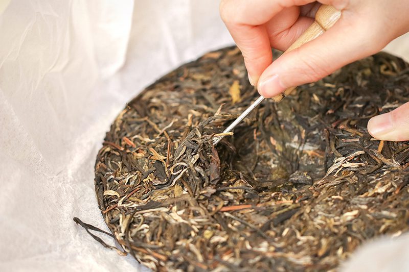 The Correct Way to Brew Pu'er Cake Tea: A Simple and Easy Guide-2