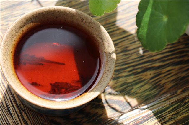 Is Xiaojingan Pu'er Tea Warm or Cool?-3