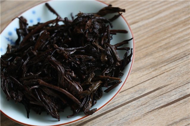 The Four Key Criteria for Selecting Pu'er Tea Are: Clarity, Purity, Proper Storage, and Aroma-3