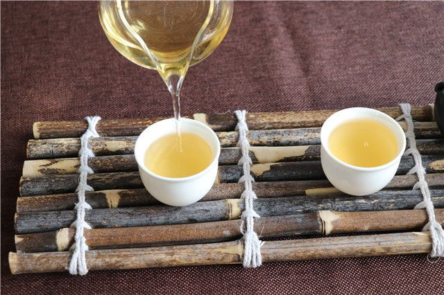 Taste Characteristics of Yiwu Gafengzhai Pu'er Tea-3