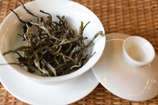 Can stale water be used to brew Pu'er tea? What impact does it have on the taste?-4