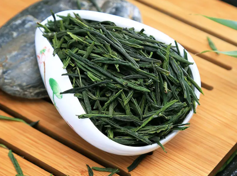 Why Pu'er Tea Should Not Be Stored in the Fridge Like Green Tea-3