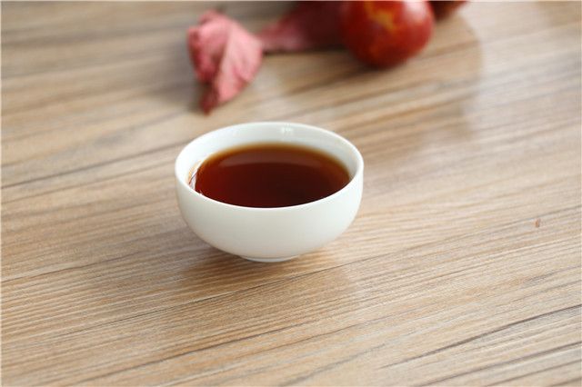 Why is it Not Recommended to Drink Pu'er Tea Long-Term?-2