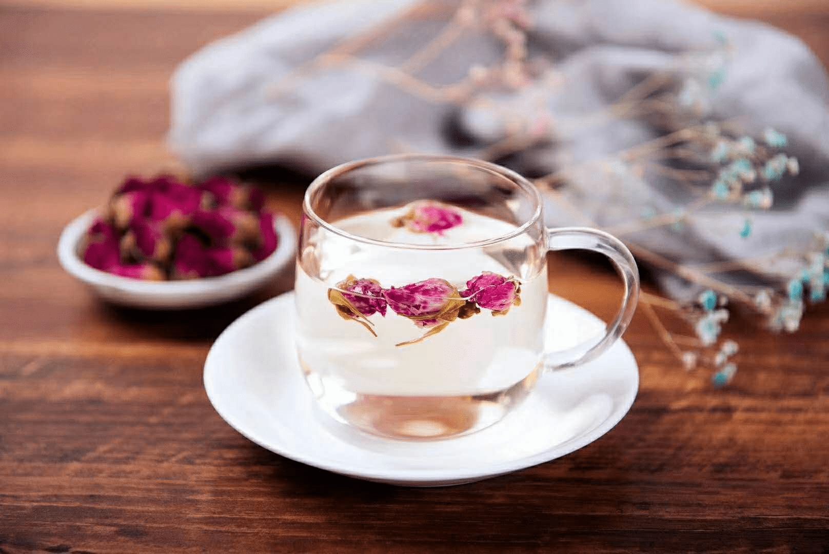 Rose Petal Tea Brewing Method: Aroma That Enchants, Beauty and Health Benefits-1