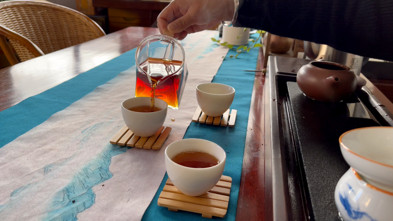 How to Brew Ripened Pu'er Tea for a Better Taste?-4