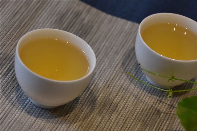 What Are the Taboos of Drinking Raw Pu'er Tea?-3