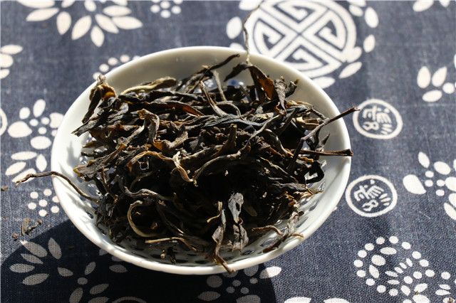 Not a Tea Connoisseur? How to Buy Suitable Pu'er Tea-1