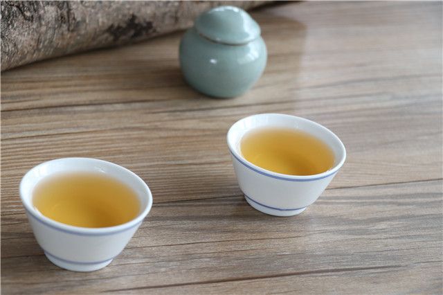 How to Drink Raw Pu'er Tea Properly-2