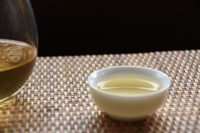 Brewing Methods for Pu'er Spring Tea and Precautions for Brewing Spring Tea-4