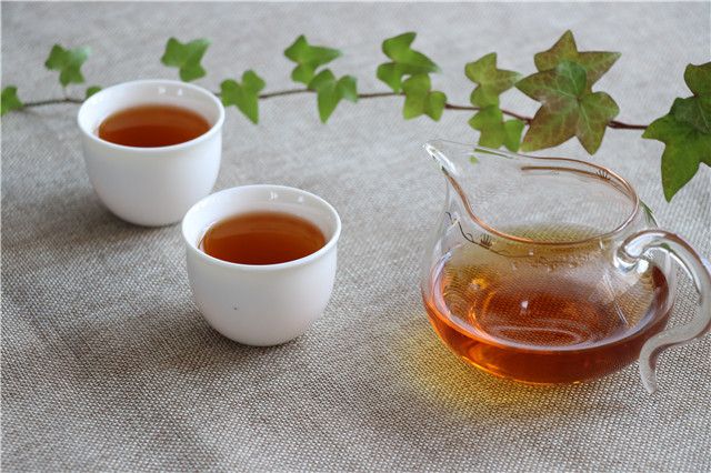 The Benefits and Effects of Black Tea-1