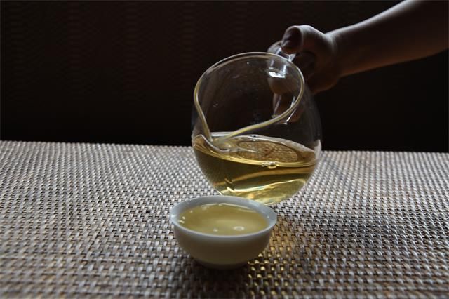 Selecting Pu'er Spring Tea During the Spring Tea Season-3