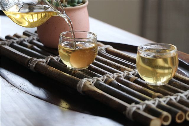 How to Drink Pu'er Tea? The Proper Way of Drinking Pu'er Tea-1