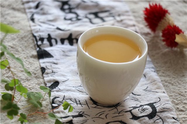 What Are the Benefits of Drinking Tea Regularly?-2