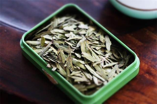 Refrigerating Tea Leaves, But Not All Types Are Suitable-1