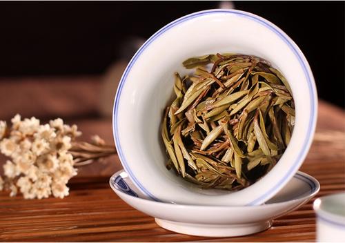 How to Properly Brew Bai Mudan Tea for a Richer Aroma