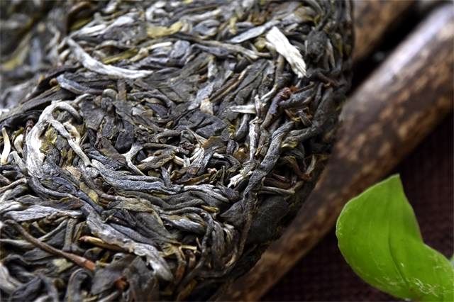 For Newbies Buying Pu'er Tea: What Aspects Should You Consider?-4