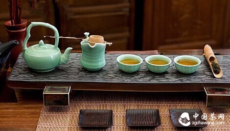 The Principles of Choosing Tea Ware