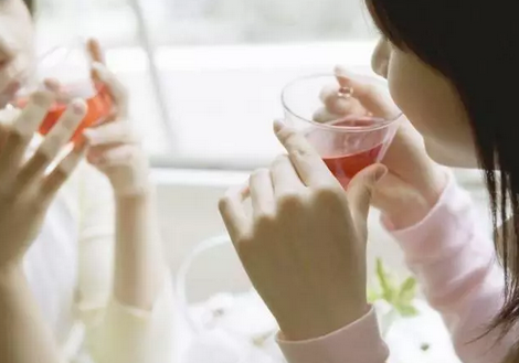 Things Female Friends Should Consider When Drinking Tea-3