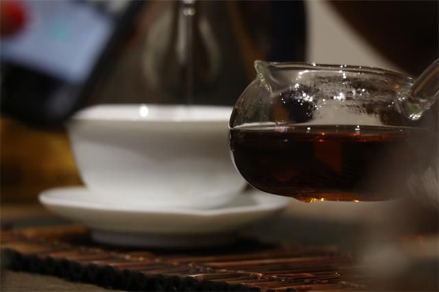 Is it Suitable to Drink Pu'er Ripened Tea in Summer?-1