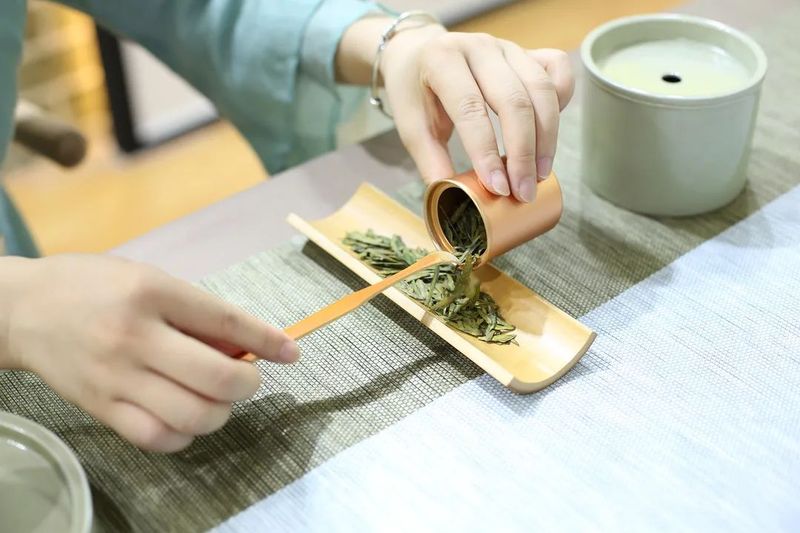 West Lake Longjing Is About to Hit the Market! Grab These Fresh Buying Tips Ahead of Time-4