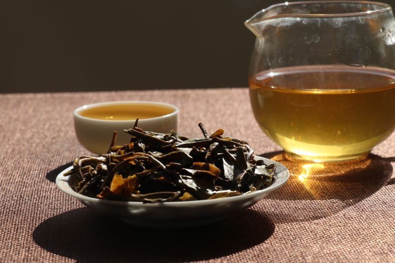 How to Identify Dry-Warehouse Pu'er Tea-2