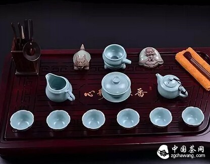 Explanation of the Usage Methods for a Complete Set of Tea Ware