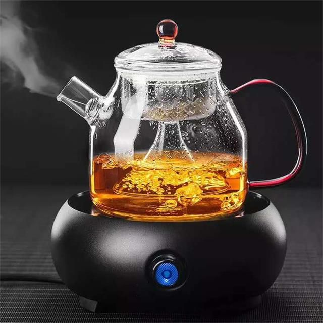 A teapot with boiling water