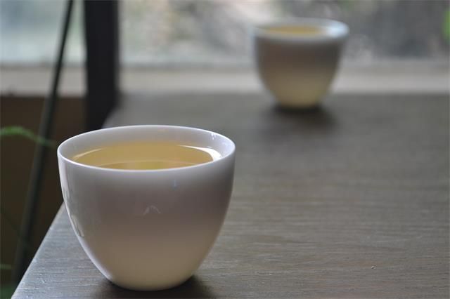 Tea and the Symphony of Bitterness and Sweetness in Life-1