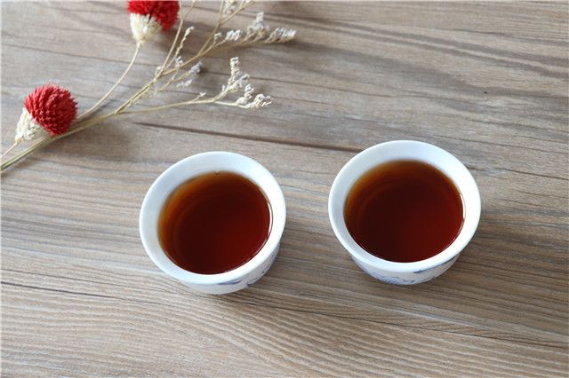 Is it Good to Drink Pu'er Tea After the Start of Autumn?-3