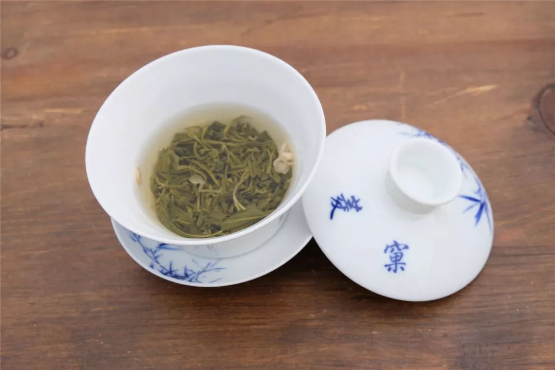 The Best Method to Brew Jasmine Tea in a Gaiwan: Simple and Enjoyable, Savor the Aroma-3