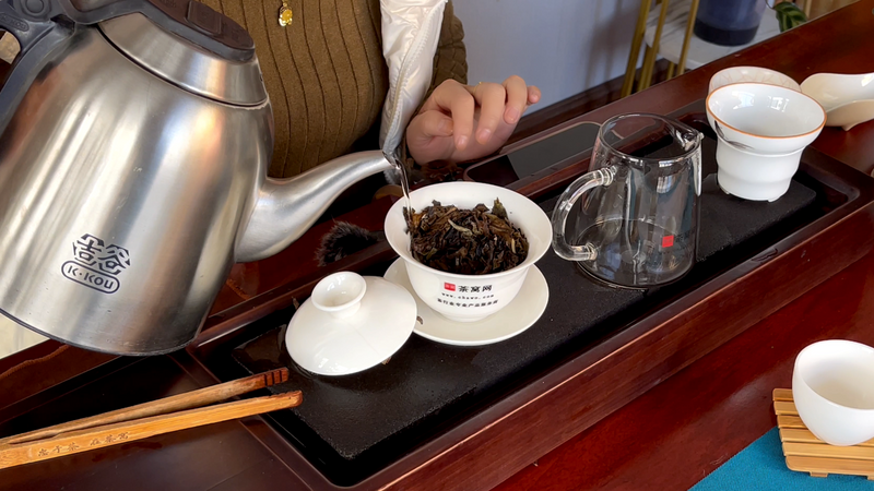 How Much Do You Know About Yunnan White Tea? How to Brew Shou Mei White Tea for a Great Taste-15