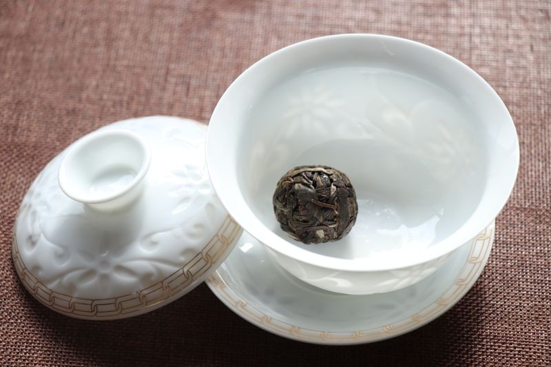 The Correct Method to Brew Pu'er Tea Dragon Pearls-1